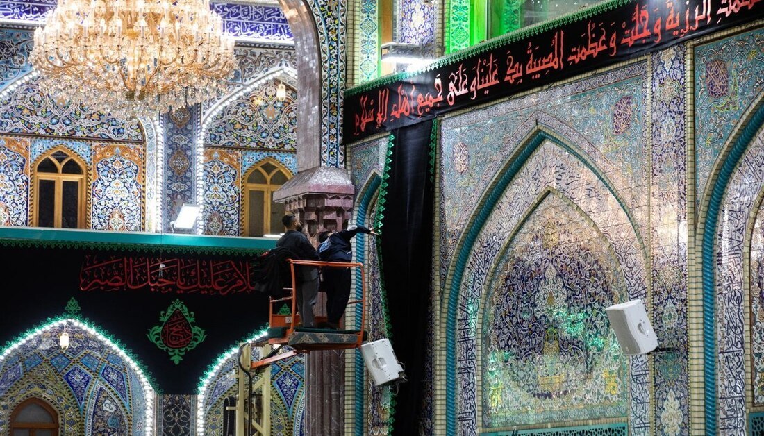 حرم امام حسین (ع) در آستانه محرم سیاه‌پوش شد (۲۲ خرداد ۱۴۰۵)