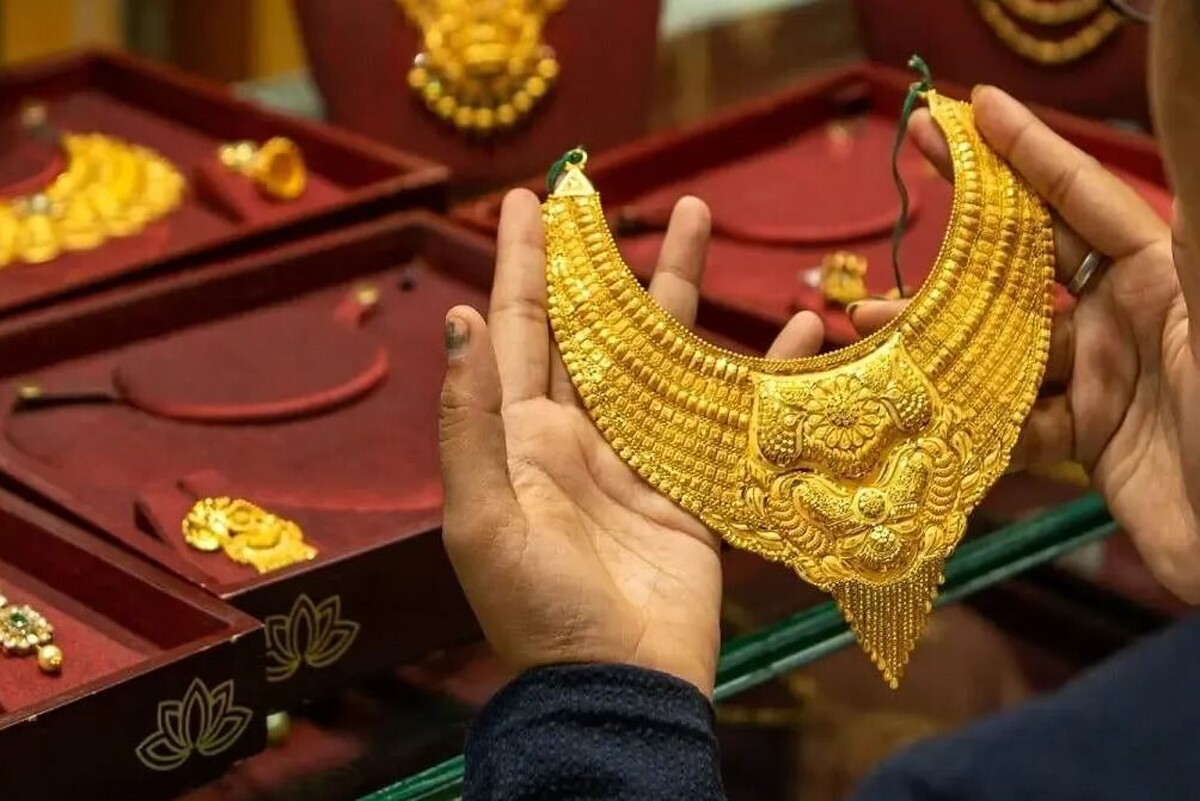 پیش‌بینی قیمت طلا برای فردا (سه‌شنبه ۲۶ خرداد ۱۴۰۵) | آیا ریزش ادامه دارد یا بازار در آستانه بازگشت است؟