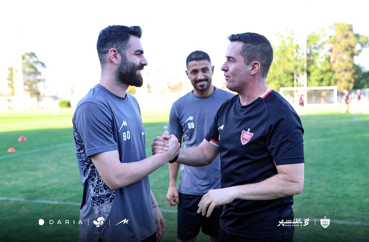 پس از بازگشت به تهران؛ اوسمار در تمرین پرسپولیس حاضر شد + عکس