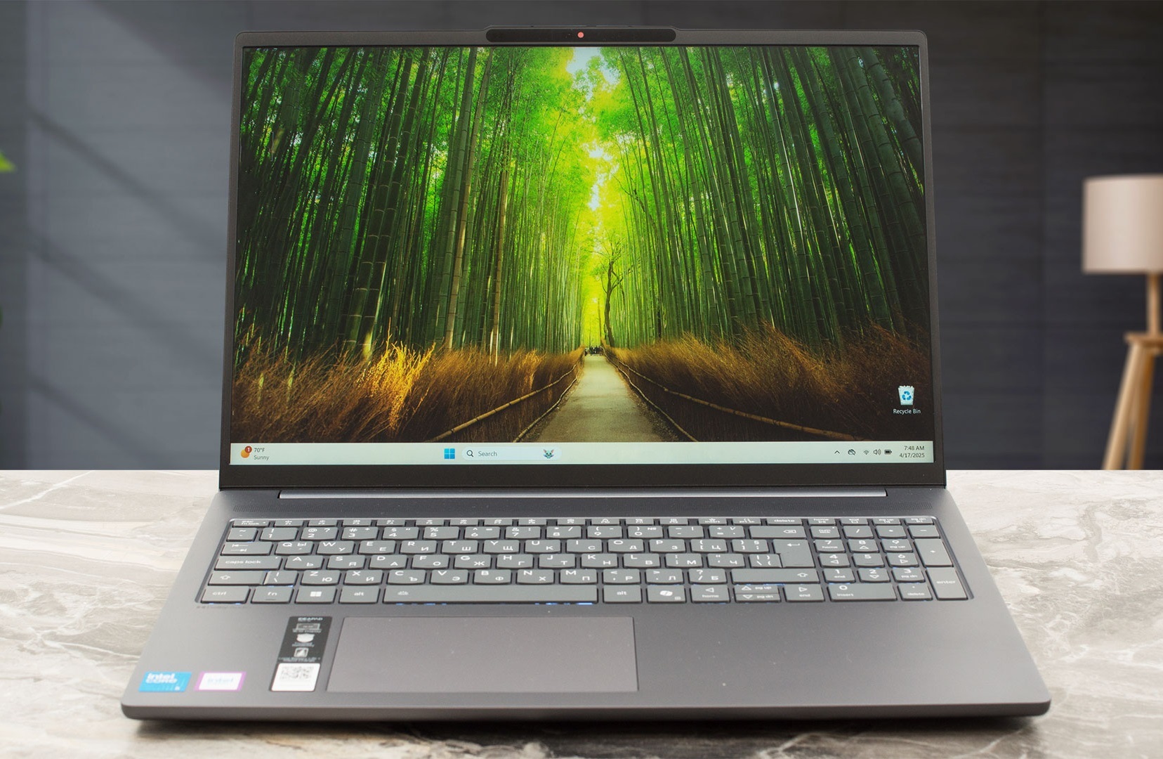 لپ تاپ لنوو IdeaPad Slim ۵i معرفی شد | نمایشگر ۱۲۰ هرتزی و قابلیتهای هوش مصنوعی لپ تاپ لنوو IdeaPad Slim ۵i معرفی شد | نمایشگر ۱۲۰ هرتزی و قابلیتهای هوش مصنوعی
