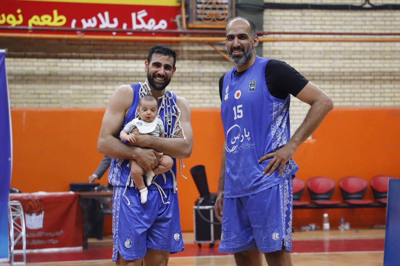 استقلال قهرمان انتخابی سوپرلیگ غرب آسیا شد استقلال قهرمان انتخابی سوپرلیگ غرب آسیا شد