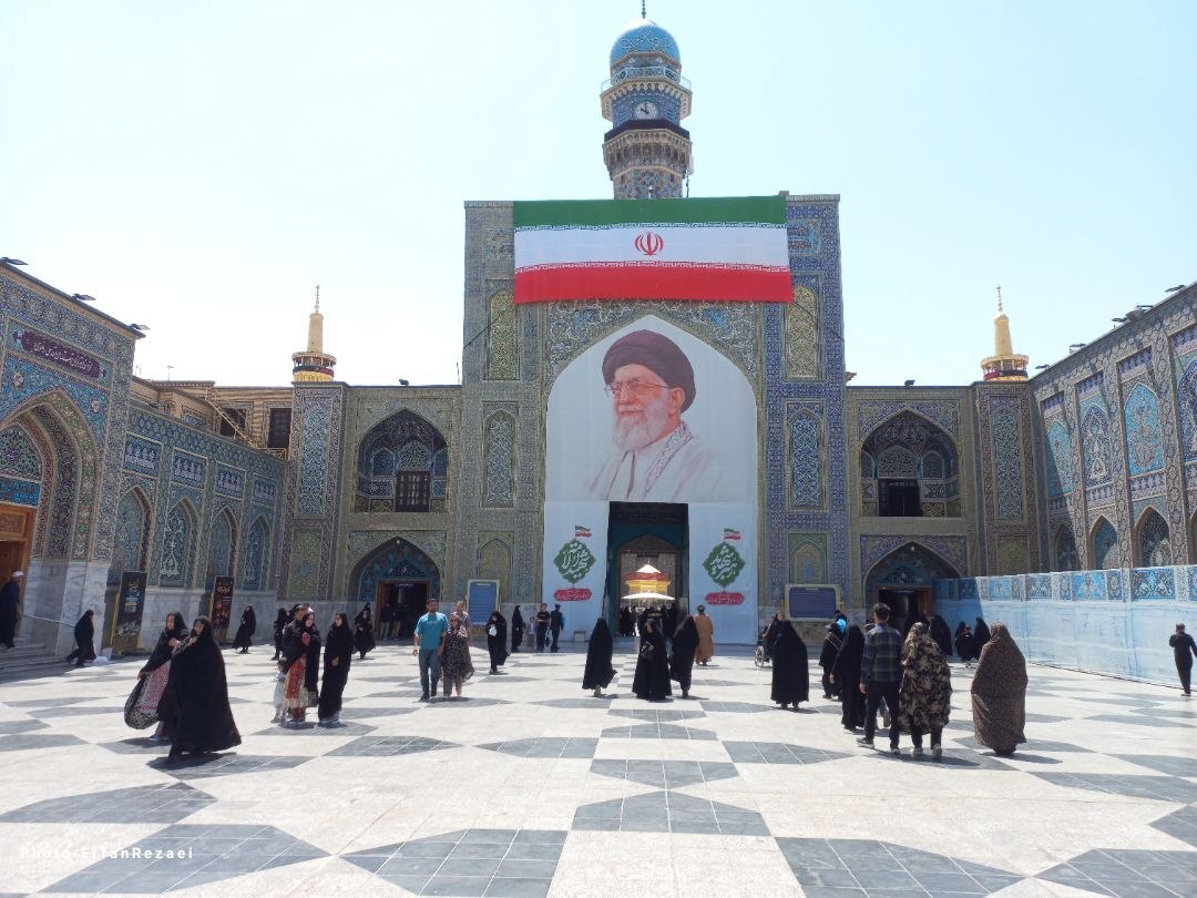 حرم مطهر امام رضا(ع) آماده میزبانی از مراسم وداع و تدفین پیکر رهبر شهید انقلاب