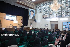 ۱۰۰ نوجوان مشهدی حماسه تشییع رهبر شهید را روایت می‌کنند