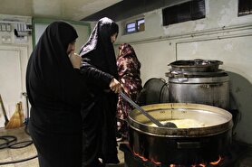 آیا بانوان برای نذر کردن و برپایی مراسم عزاداری اهل بیت (ع) باید از شوهر خود اجازه بگیرند؟ | فتوای مراجع تقلید پاسخ می‌دهد