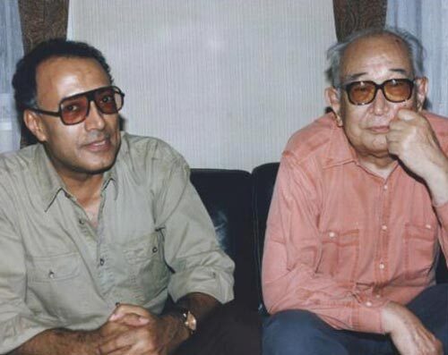 عباس کیارستمی؛ مردی که جهان را به یک درخت شگفتزده کرد عباس کیارستمی؛ مردی که جهان را به یک درخت شگفتزده کرد