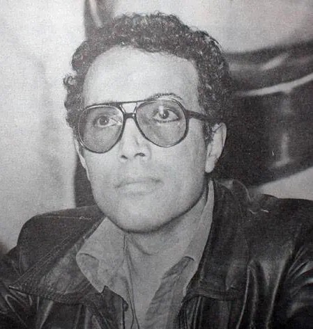 عباس کیارستمی؛ مردی که جهان را به یک درخت شگفتزده کرد عباس کیارستمی؛ مردی که جهان را به یک درخت شگفتزده کرد