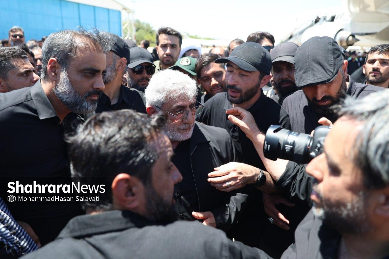 حالوهوای شهر مشهد مقدس در آستانه تشییع تاریخی قائد شهید امت + عکس و فیلم (۱۸ تیرماه ۱۴۰۴) حالوهوای شهر مشهد مقدس در آستانه تشییع تاریخی قائد شهید امت + عکس و فیلم (۱۸ تیرماه ۱۴۰۴)