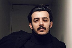 علی شادمان نمایشنامه «غروب مامان» را می‌خواند