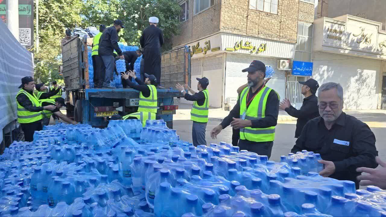 مشارکت شش شرکت نفت و گاز خراسان رضوی برای پذیرایی از زائران رهبر شهید در مشهد مشارکت شش شرکت نفت و گاز خراسان رضوی برای پذیرایی از زائران رهبر شهید در مشهد
