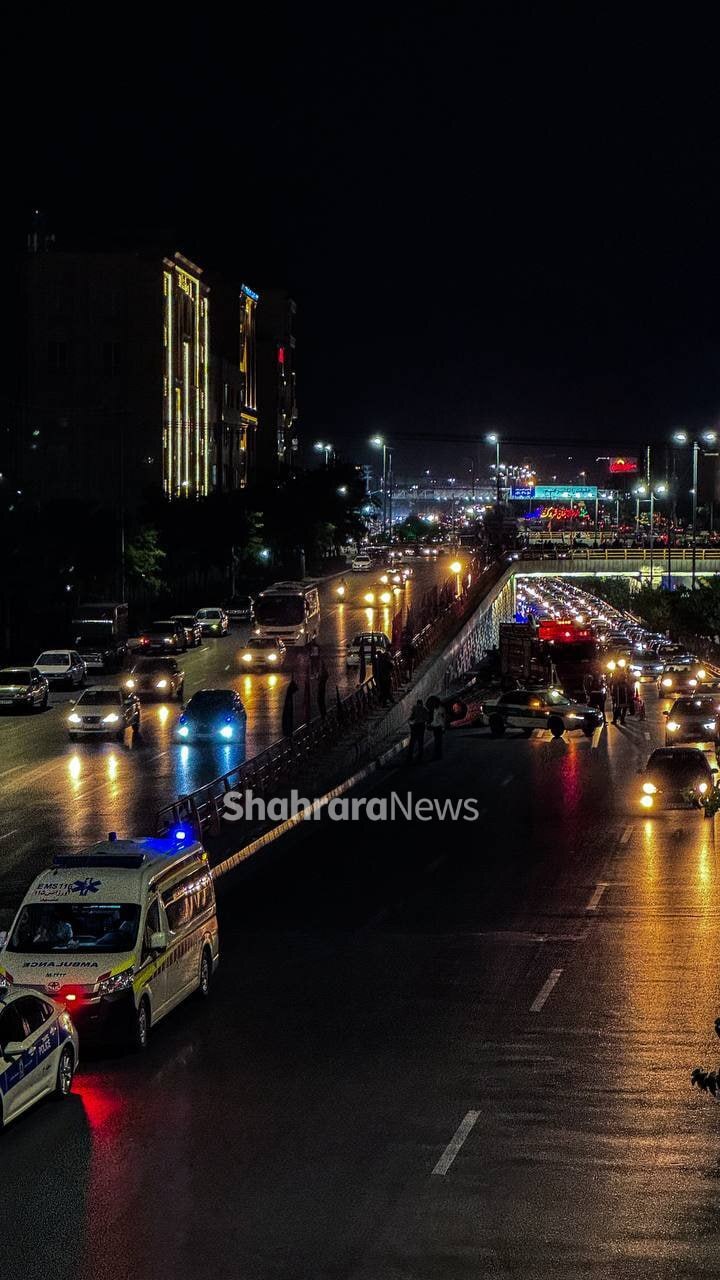 وقوع حادثه رانندگی در زیرگذر تقاطع خلیج فارس مشهد