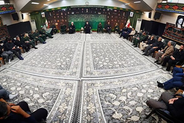 آیت‌الله علم‌الهدی: پیشگیری از بدحجابی مهم‌تر از مقابله با آن است | ابزار اصلی ما در مقابل دشمن حفظ تجمعات مردمی است