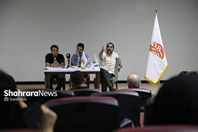 گزارش تصویری | مراسم رونمایی از مستند «شنا در غم» و هشت فیلم کوتاه دیگر در سینما اطلس مشهد