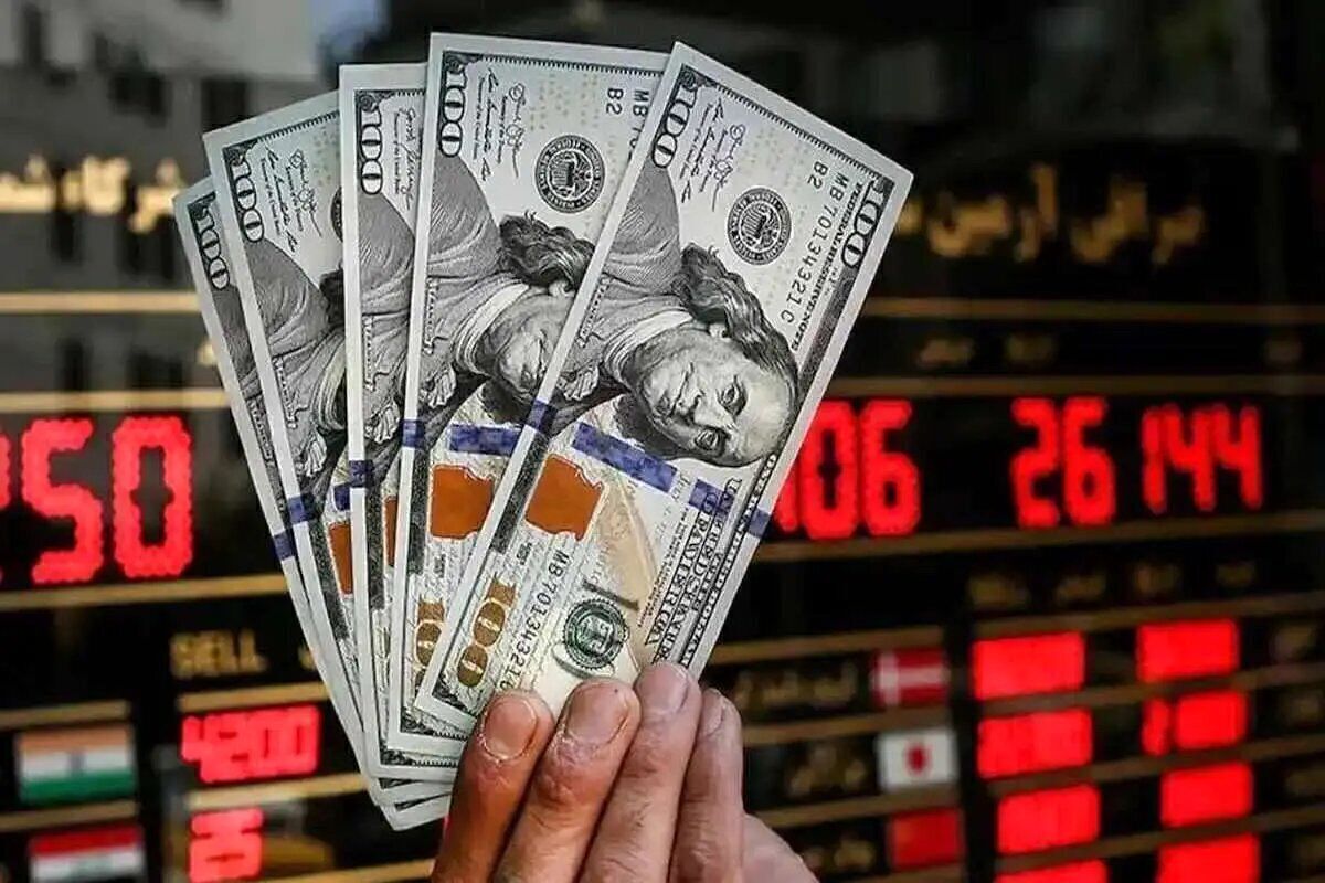 بازگشت دلار به کانال ۱۸۵ هزار تومان | نوسان صعودی ارز در ساعات میانی روز (۱۸ مرداد ۱۴۰۵)