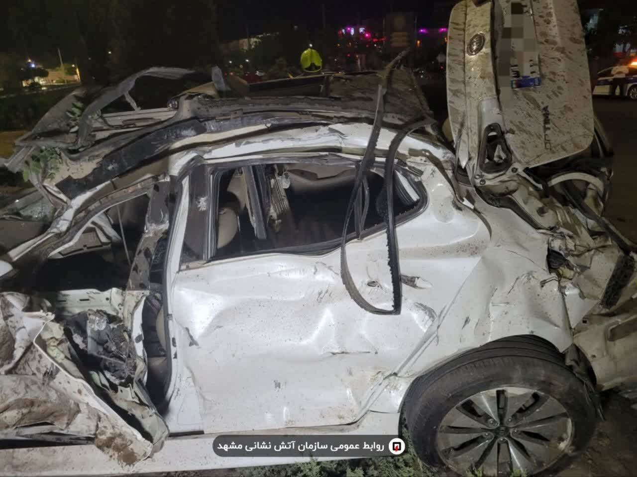 نجات سه مصدوم از دو تصادف رانندگی شبانه در مشهد + عکس (۱۸ مرداد ۱۴۰۵)