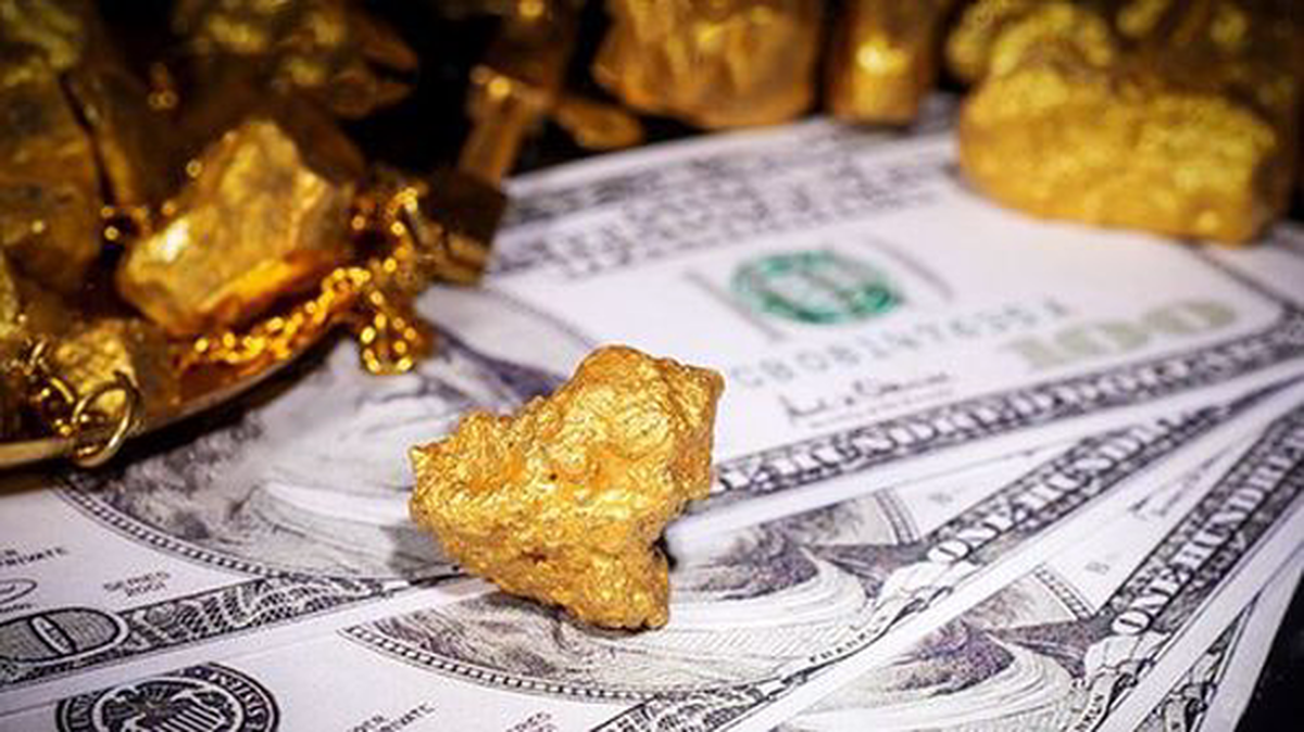 پیش&zwnj;بینی قیمت طلا و دلار فردا (۲۶ مرداد ۱۴۰۵) | طلا و ارز کدام مسیر را می&zwnj;روند؟