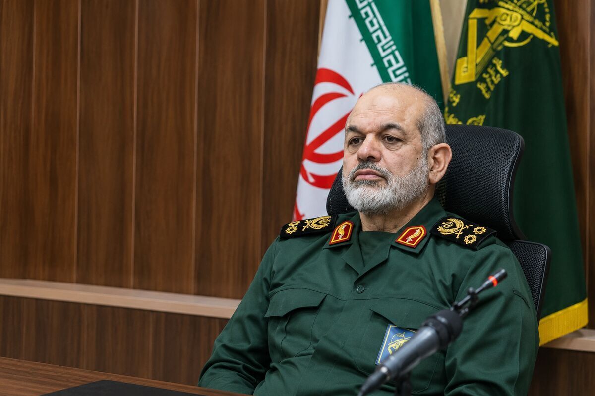 سرلشکر وحیدی: انشاءالله ایران اسلامی به قدرتی بی‌بدیل در نظم نوین جهانی دست خواهد یافت