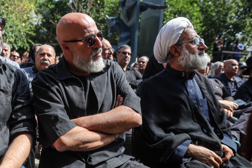 هنرمندانی که در مراسم تشییع پیکر و خاکسپاری اکبر عبدی حضور داشتند + تصاویر