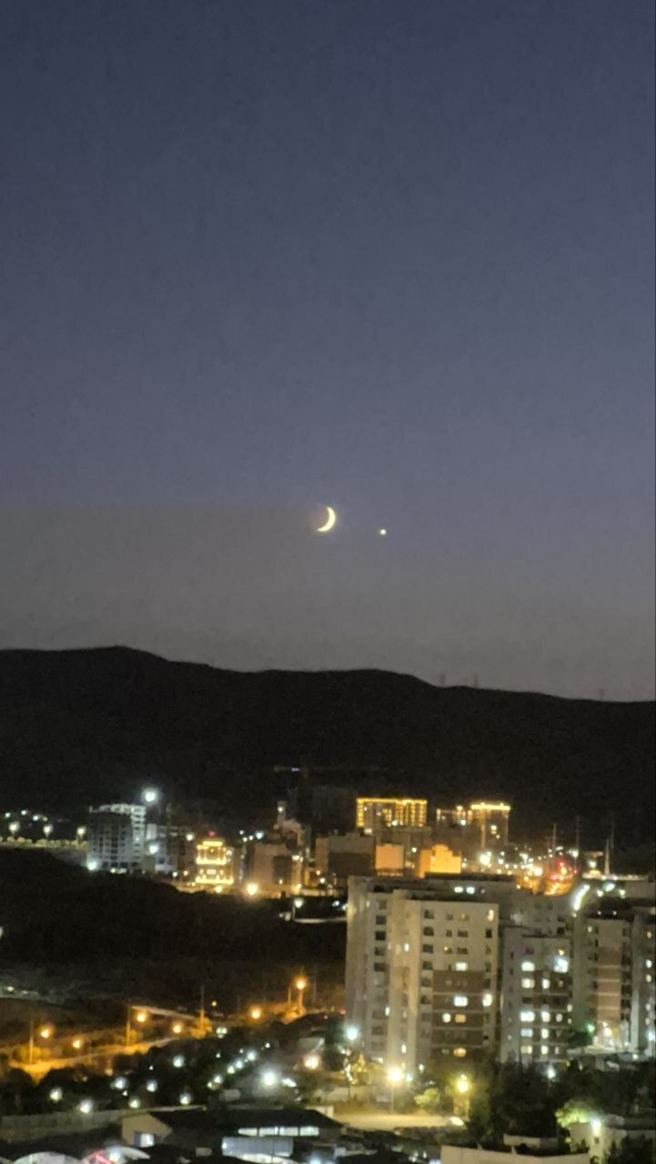 تصاویری از اختفای ماه و زهره در آسمان ایران (۲۳ شهریور ۱۴۰۵) تصاویری از اختفای ماه و زهره در آسمان ایران (۲۳ شهریور ۱۴۰۵)