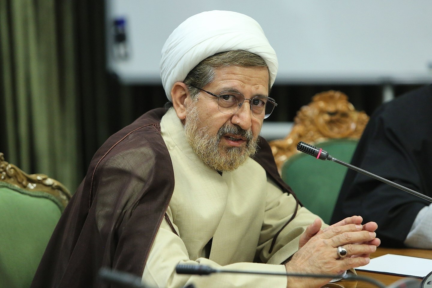 استاندار خراسان رضوی: تمام ارکان حاکمیت خراسان رضوی بر خدمت به مردم متمرکز شده‌اند