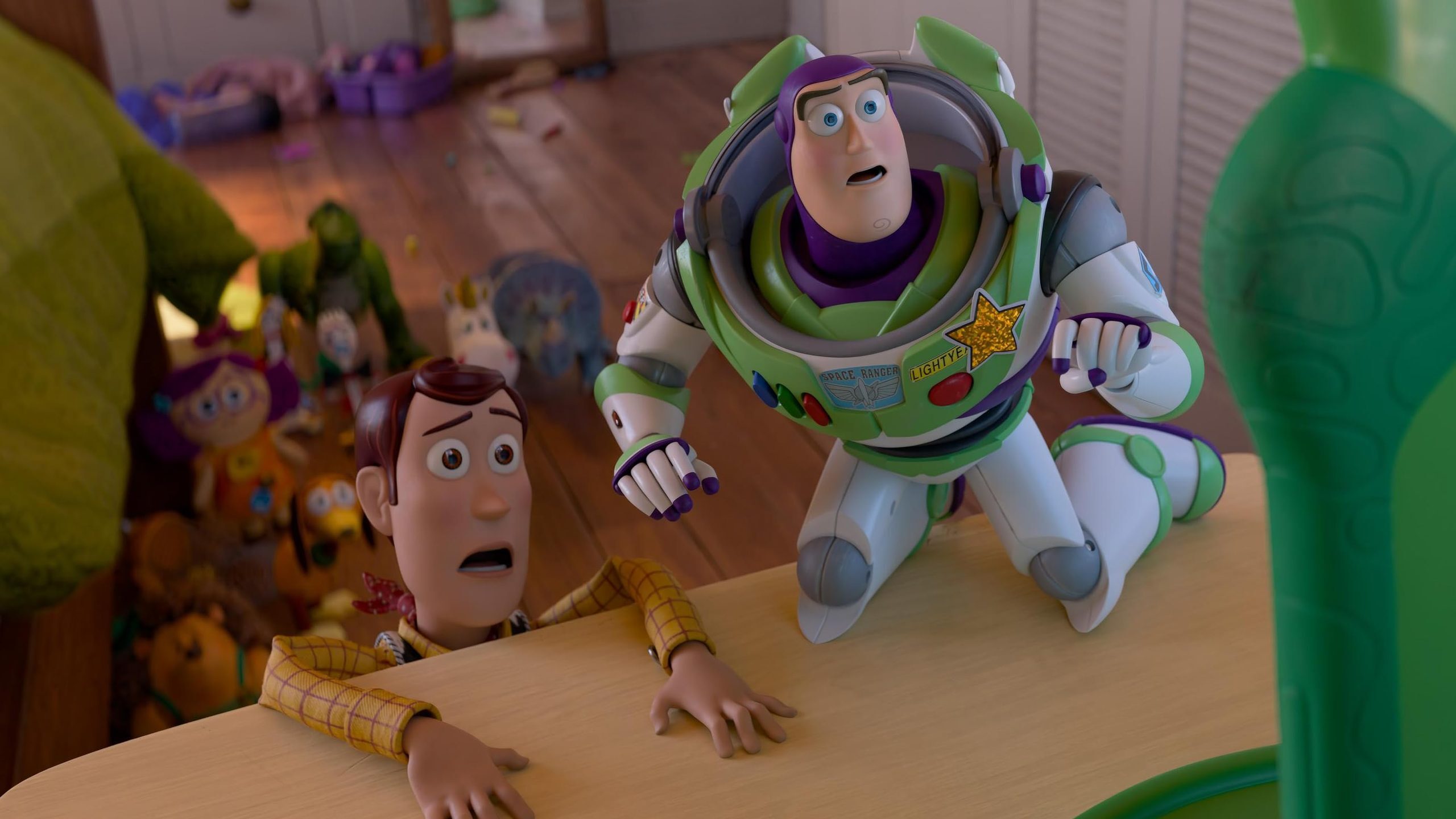 نقد و بررسی انیمیشن «داستان اسباب‌بازی ۵» (Toy story 5) | یک دنباله سرگرم‌کننده اما نه در حد شاهکار