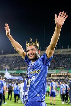 گزارش تصویری جشن قهرمانی استقلال در لیگ برتر با حضور هواداران