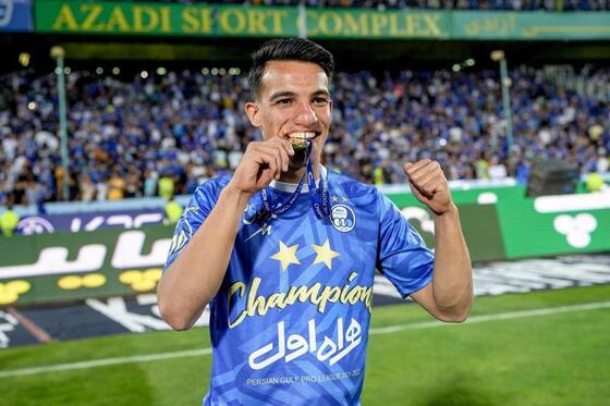 گزارش تصویری جشن قهرمانی استقلال در لیگ برتر با حضور هواداران