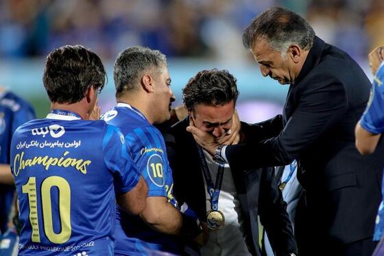 گزارش تصویری جشن قهرمانی استقلال در لیگ برتر با حضور هواداران