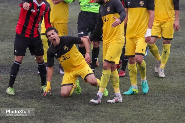 لیگ دسته سه فوتبال کشور/ مسابقه مهاجرنوین و نگین سناباد