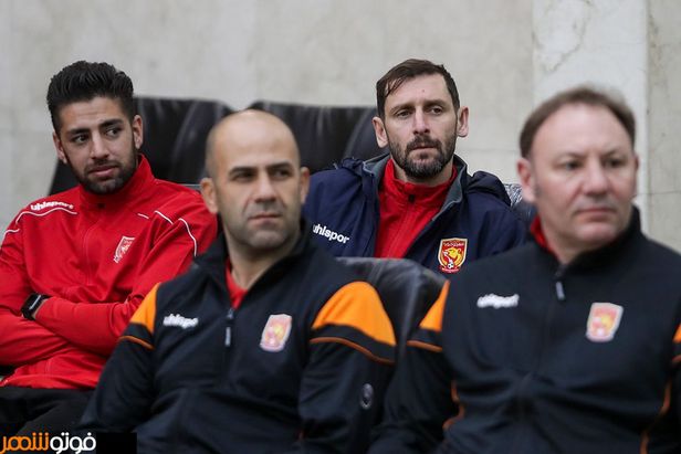 تجلیل آیت الله علم الهدی از بازیکنان تیم فوتبال شهرخودرو‎