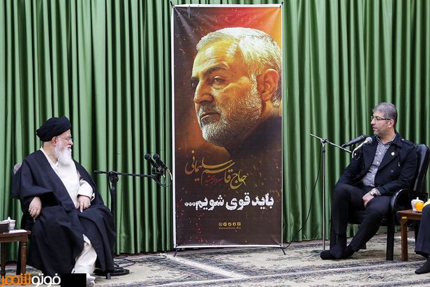 تجلیل آیت الله علم الهدی از بازیکنان تیم فوتبال شهرخودرو‎