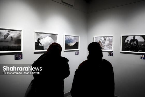 گزارش تصویری | اولین نمایشگاه دوسالانه کانون عکس مشهد