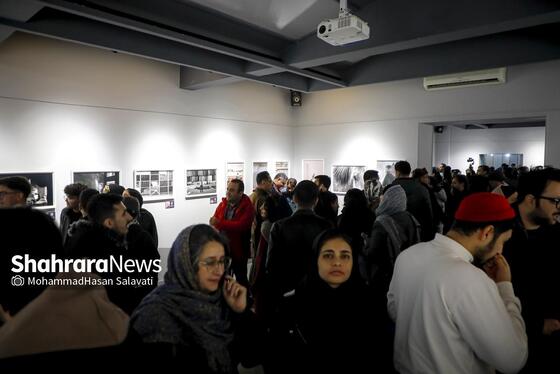 گزارش تصویری | اولین نمایشگاه دوسالانه کانون عکس مشهد