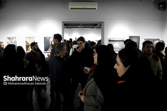 گزارش تصویری | اولین نمایشگاه دوسالانه کانون عکس مشهد