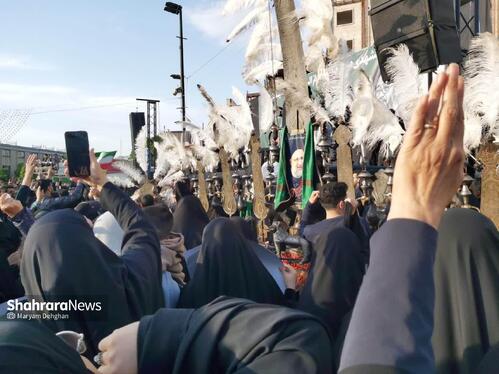 تجمع بانوان مشهدی در مراسم شهید جمهور