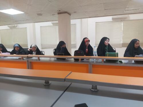 دیدار دختران رسانه‌ای «شهربانو» با مدیرعامل موسسه فرهنگی شهرآرا