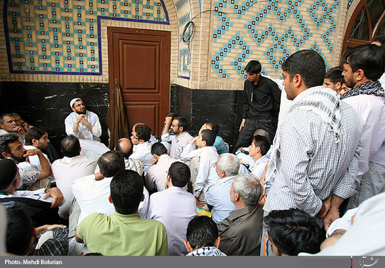 مراسم معنوي اعتكاف در حرم رضوي-2