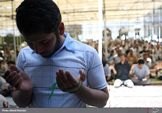 مراسم معنوي اعتكاف در حرم رضوي-2