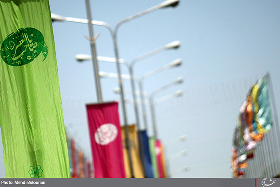 شــــهر در انتظار منجــــي