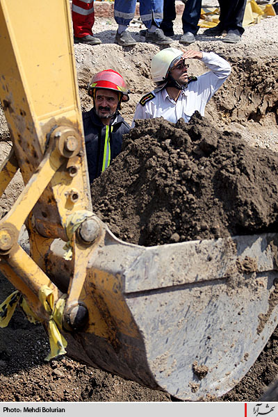 ريزش قسمتي از آسفالت در بلوار ابوطالب مشهد