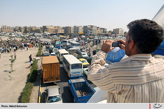 ريزش قسمتي از آسفالت در بلوار ابوطالب مشهد