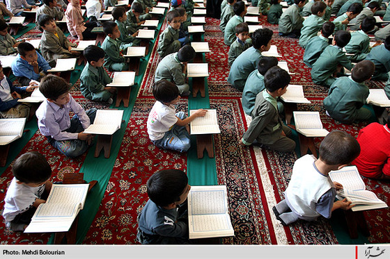 محفل انس با قرآن كودكان در حرم رضوي