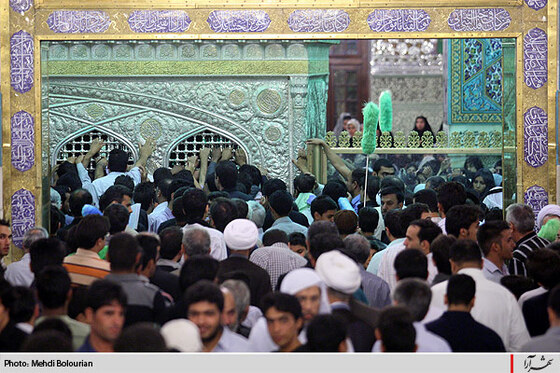 ليله القدر در حرم رضوي -1