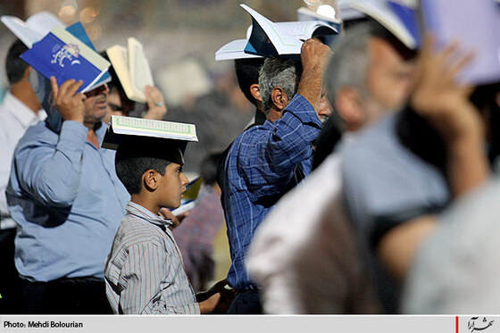 ليله القدر در حرم رضوي -1