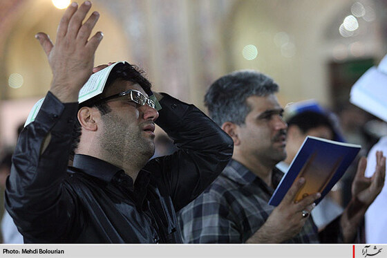 ليله القدر در حرم رضوي -1