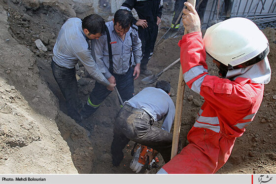 ريزش آوار يك گارگاه ساختماني در مشهد