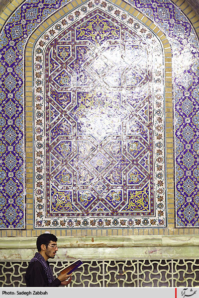 ليله القدر در حرم رضوي -2