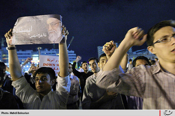 راهپیمایی مردم مشهد در اعتراض به اهانت به قرآن