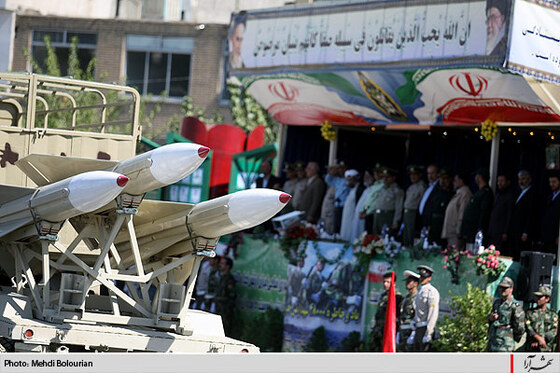 مراسم رژه نیروهای مسلح در هفته دفاع مقدس