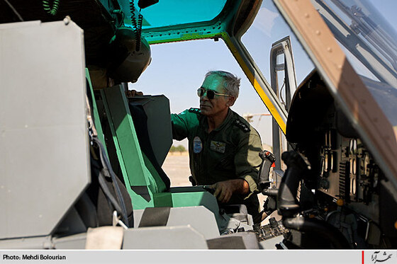 رونمايي از شبيه ساز و بالگردبازسازي شده 214