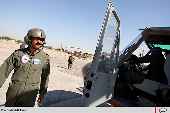 رونمايي از شبيه ساز و بالگردبازسازي شده 214